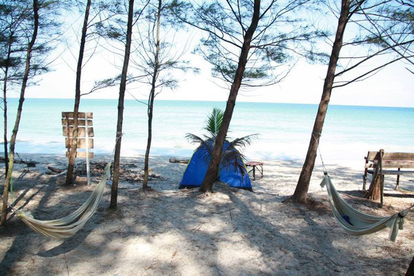 Secret Place Beach Cafe & Camping