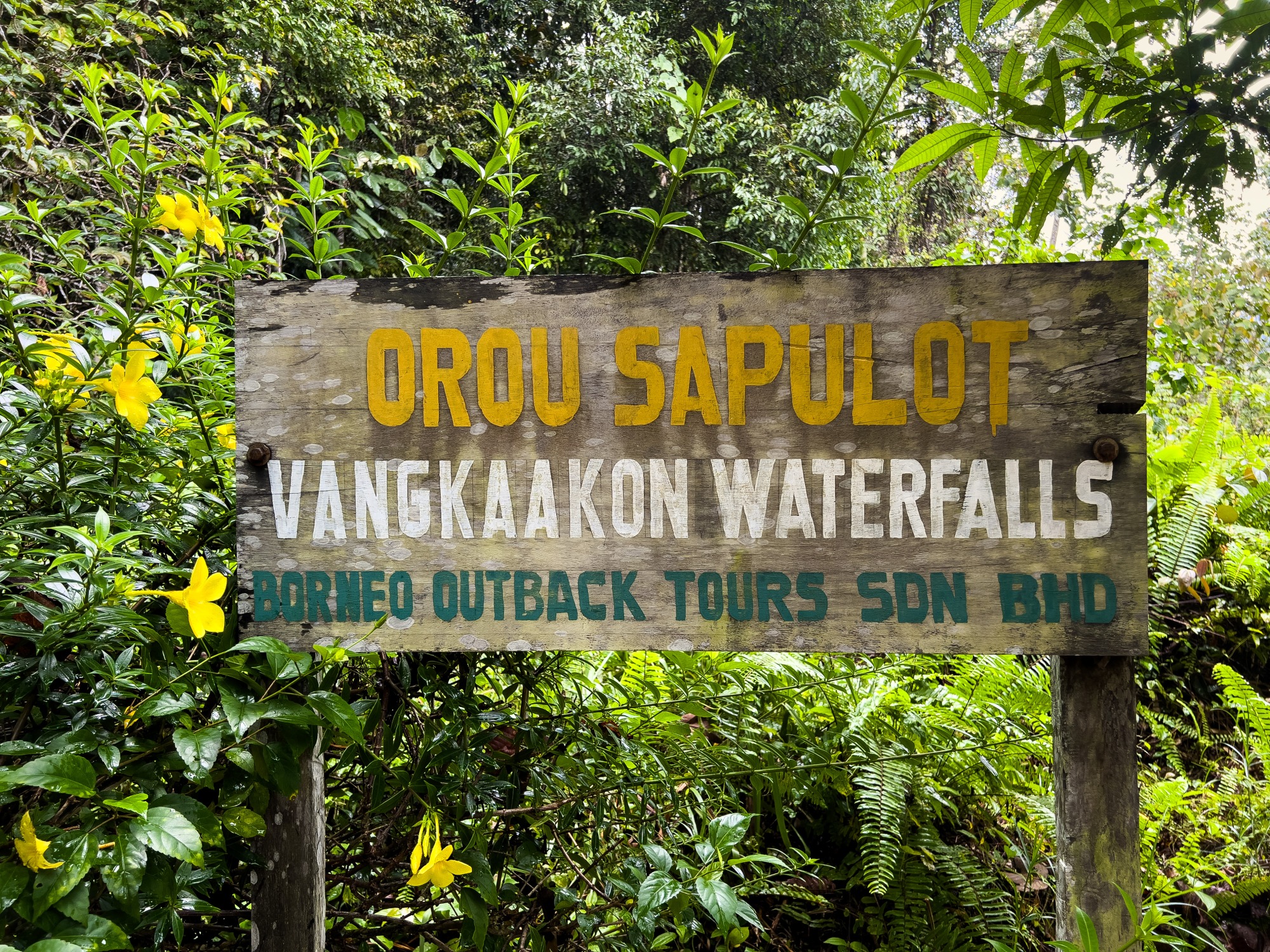 Orou Sapulot - Vangkaakon Waterfalls