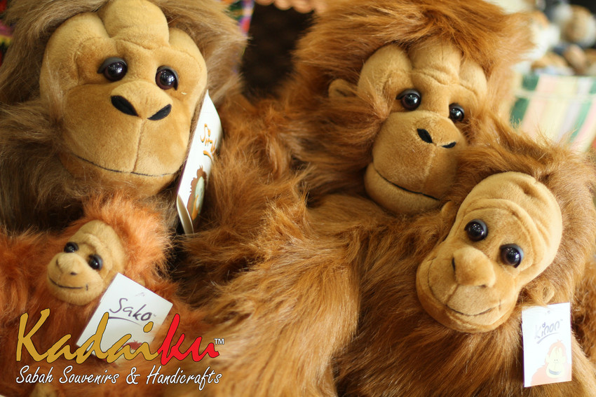 Souvenirs & Handicrafts